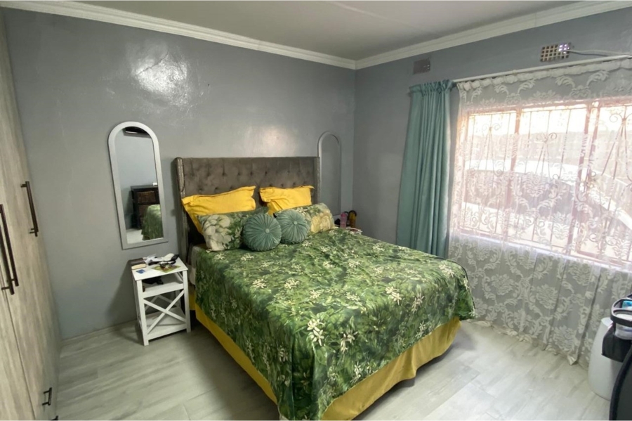 3 Bedroom Property for Sale in Vergenoeg Northern Cape